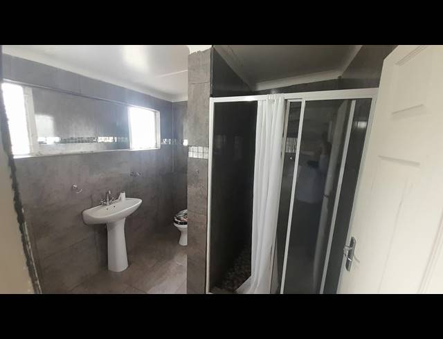 3.50HA SMALLHOLDING FOR SALE IN WHITE RIVER ESTATES